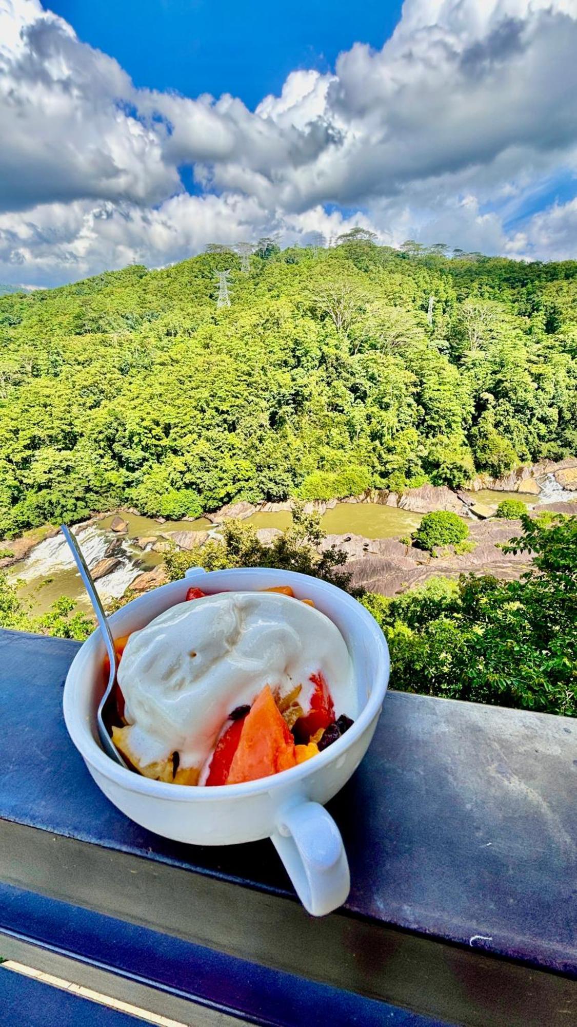 Aqua Dunhinda Villa Kandy Esterno foto