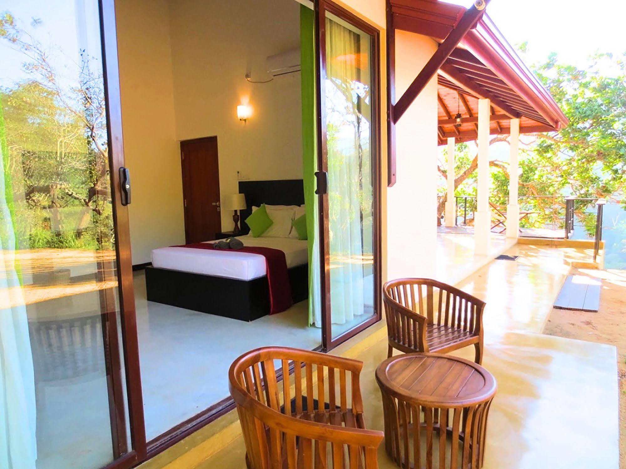 Aqua Dunhinda Villa Kandy Esterno foto