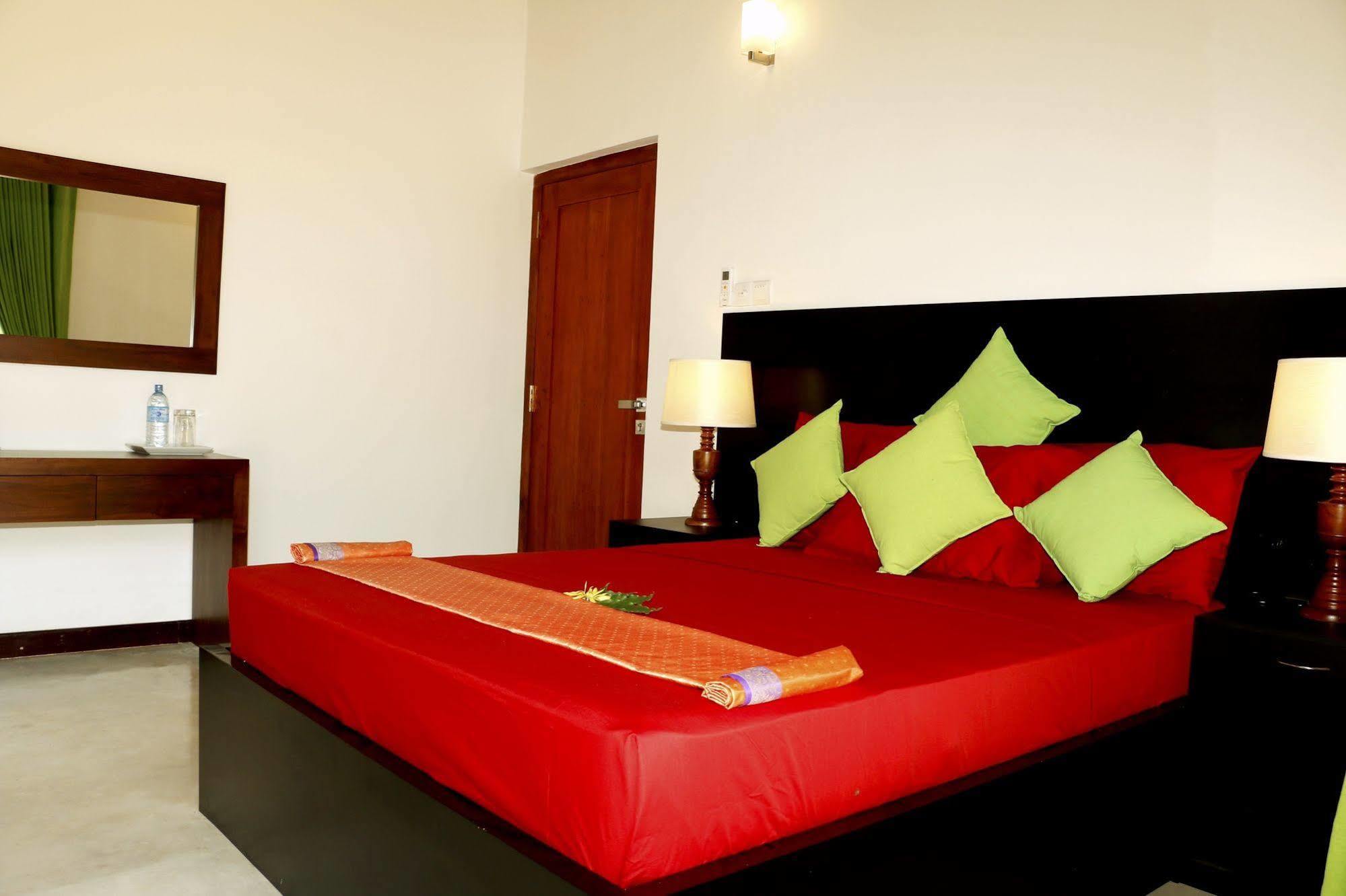 Aqua Dunhinda Villa Kandy Esterno foto
